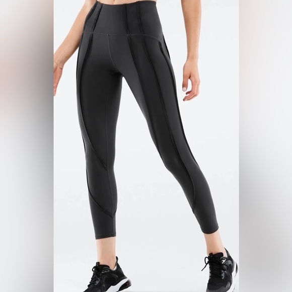 Fabletics outside seam leggings - Picture 1 of 5